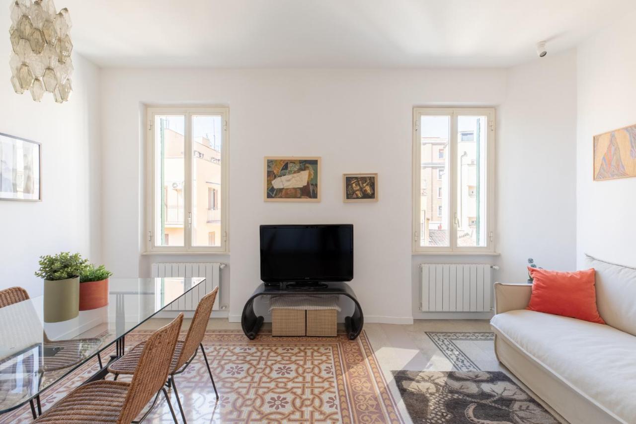 Iflat Lovely With View On Pope Window Appartement *